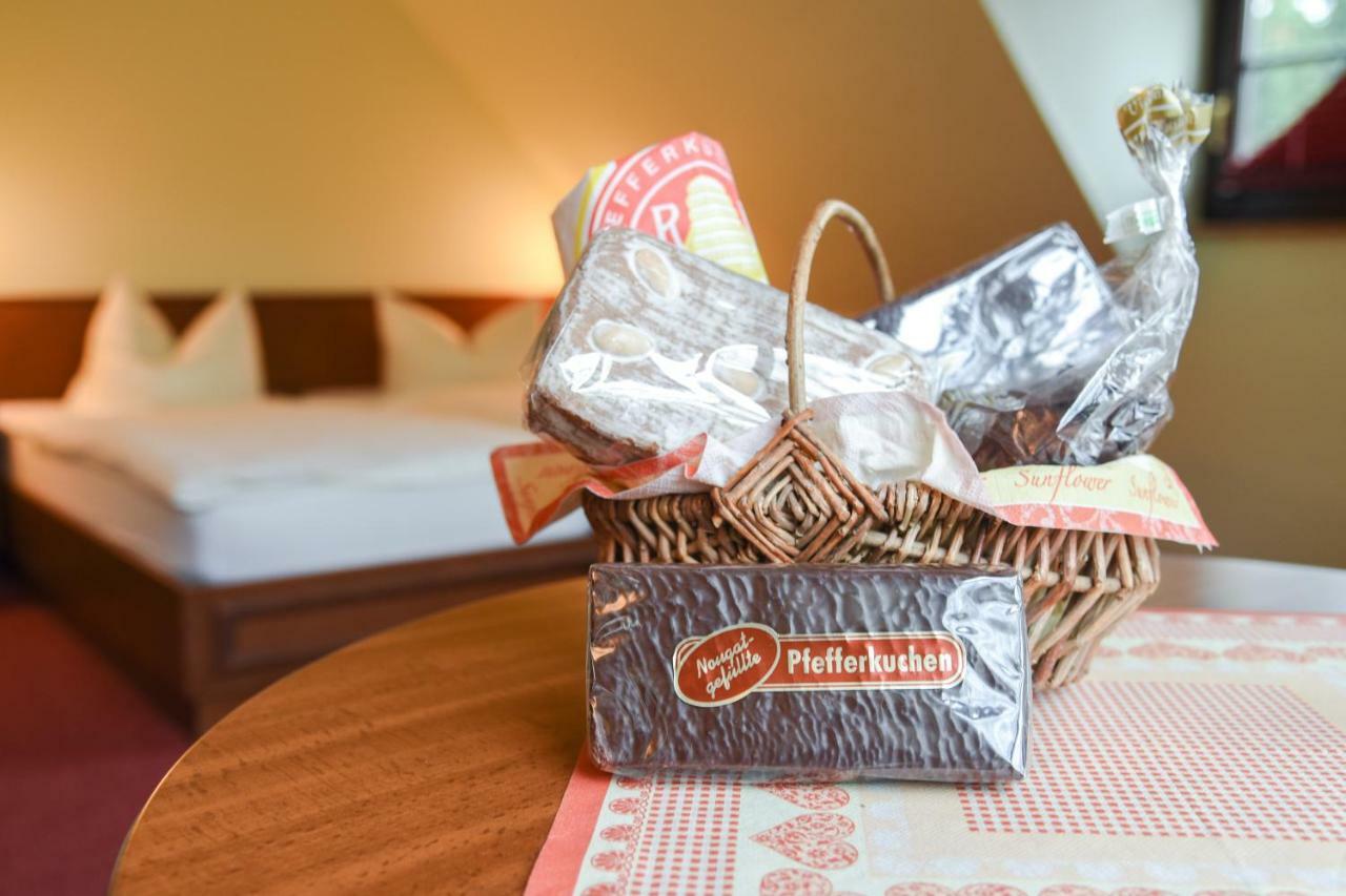 Hotel & Restaurant Waldblick Pulsnitz Εξωτερικό φωτογραφία
